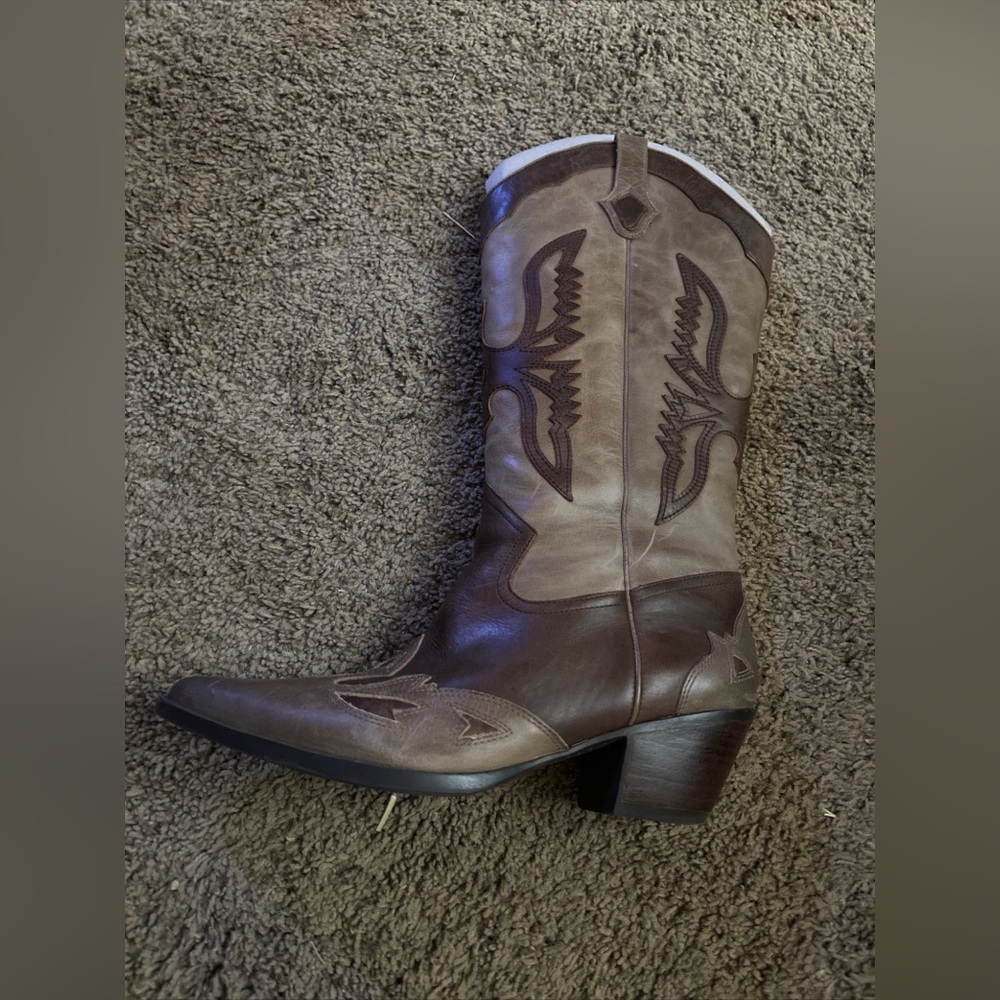 Reba Kristi 9M boots in Sahara